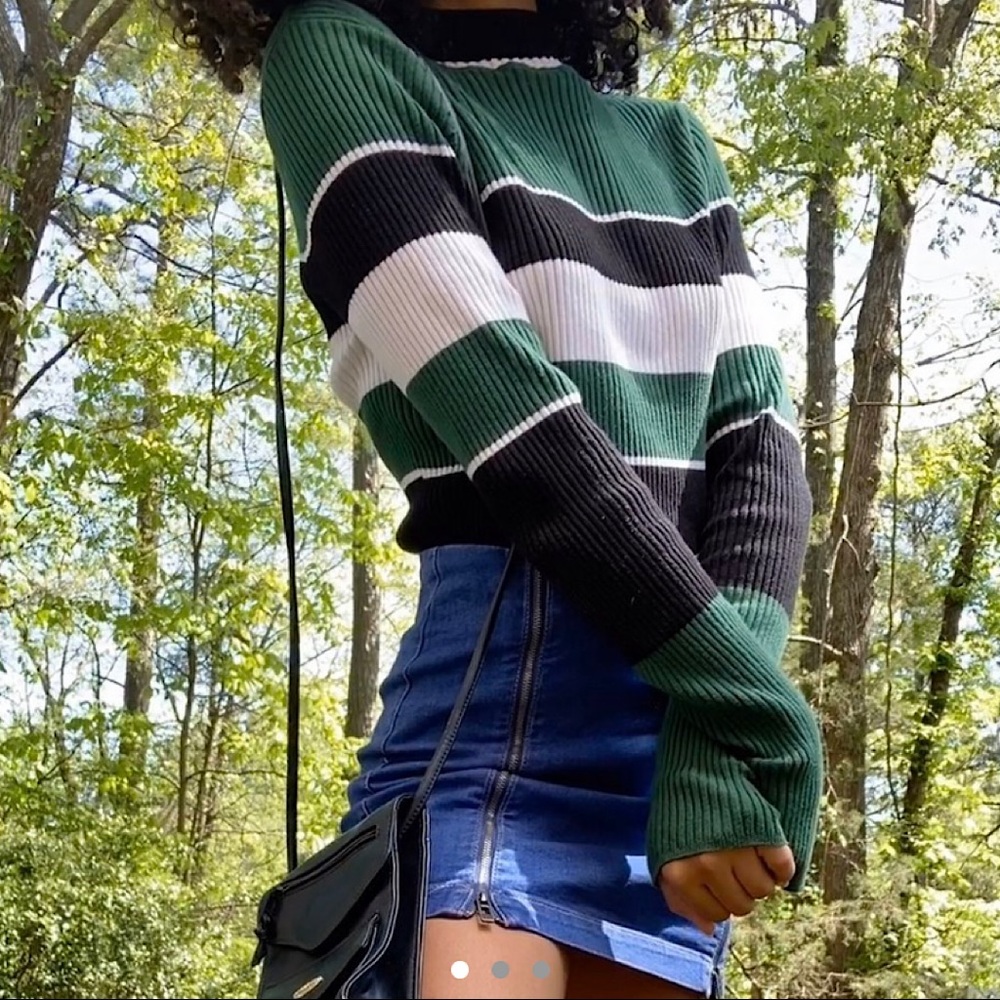 Forever 21 Striped Green Knit Sweater Size Large